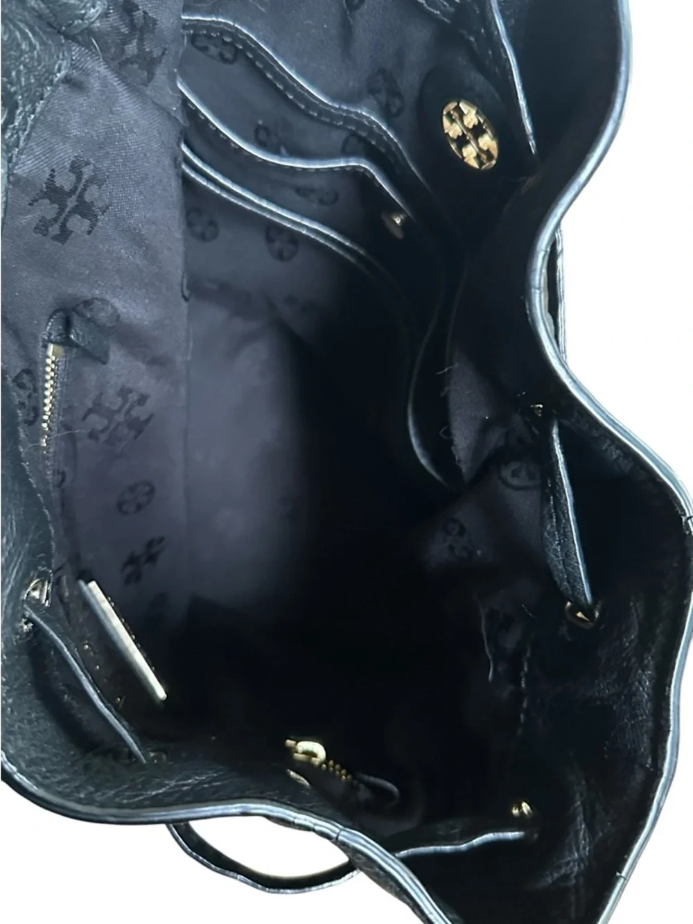 ✨ Tory Burch Black Pebbled Leather Drawstring Bucket Bag Gold Medallion EUC
